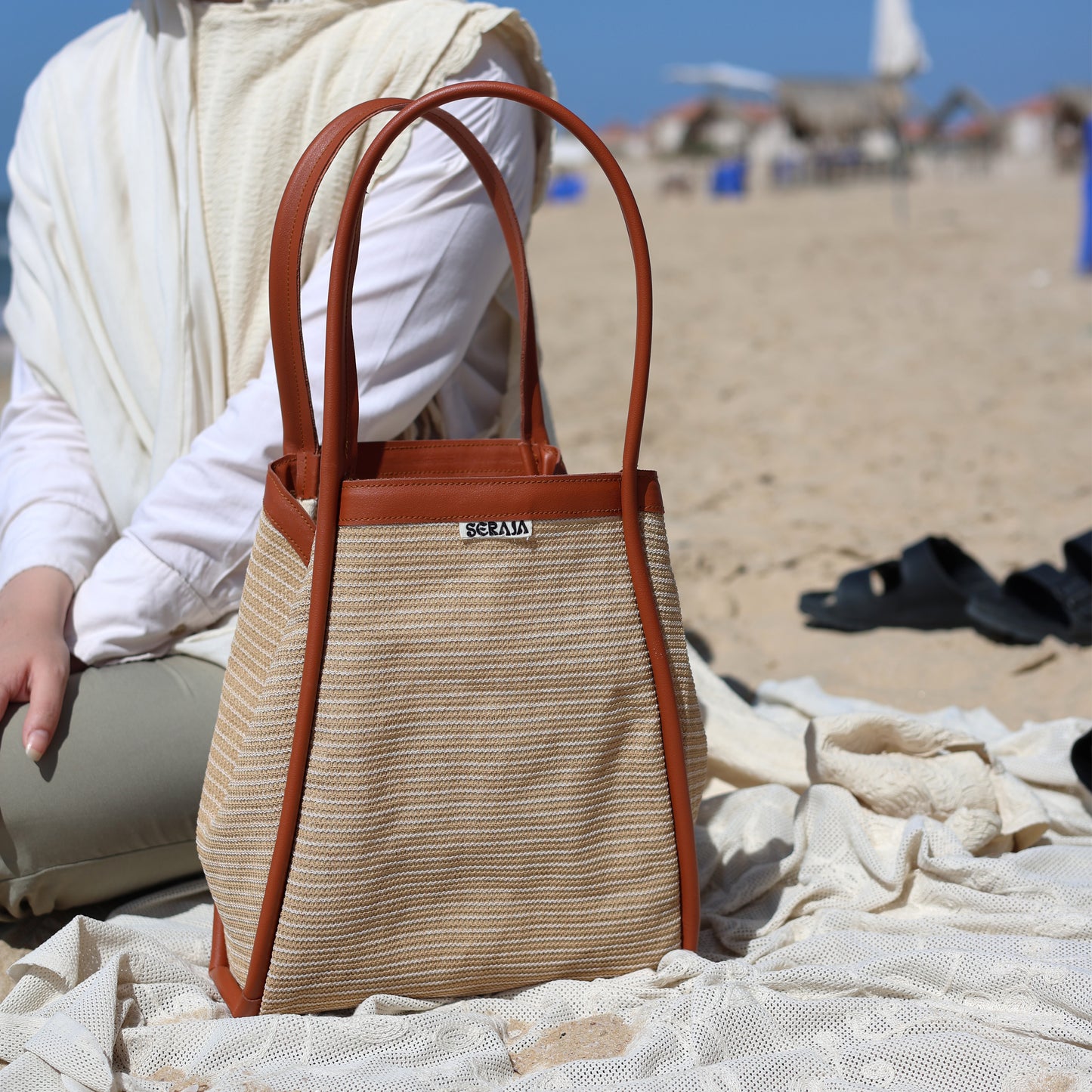 beige beach bag