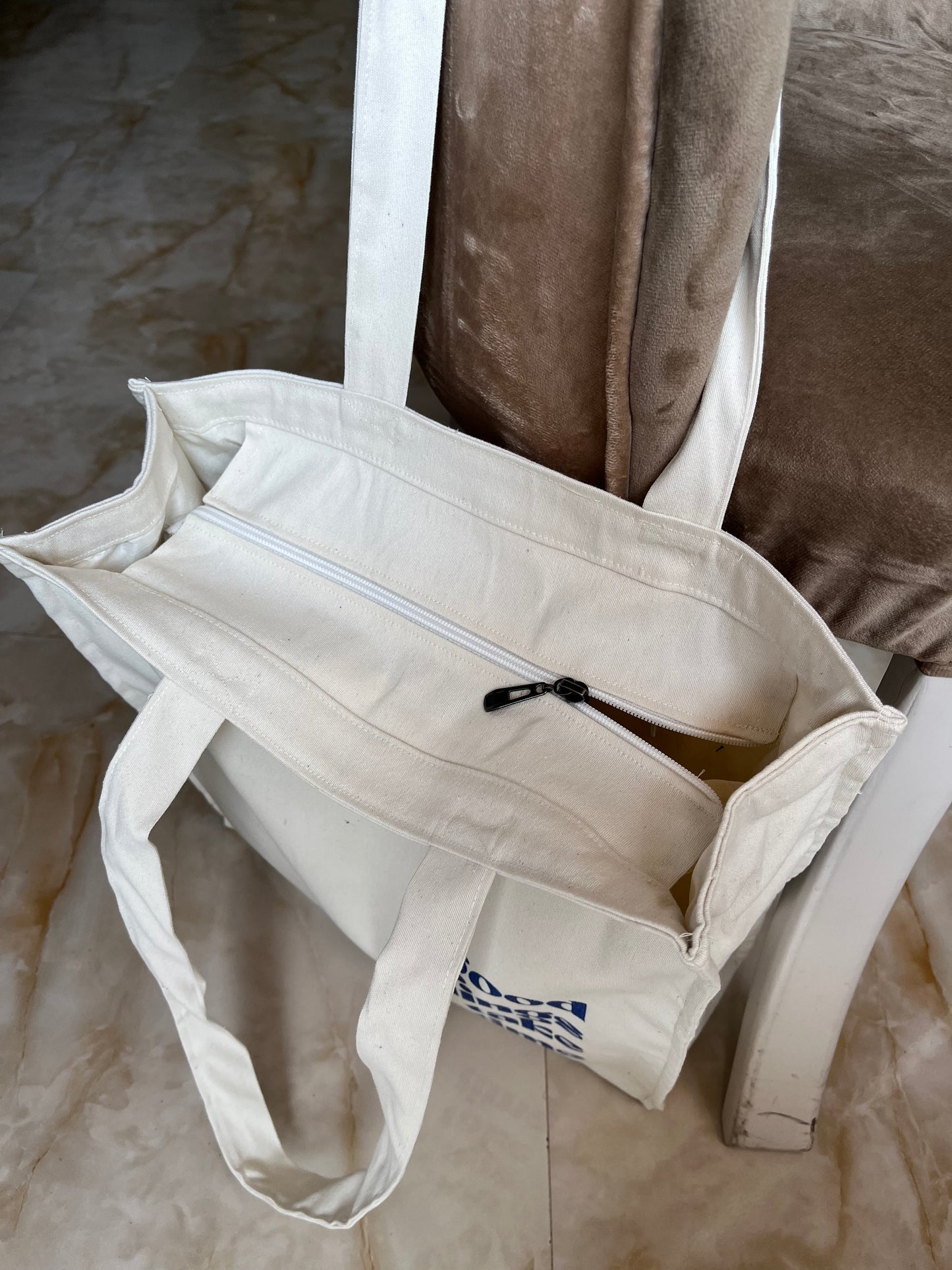 box shaped tote bag