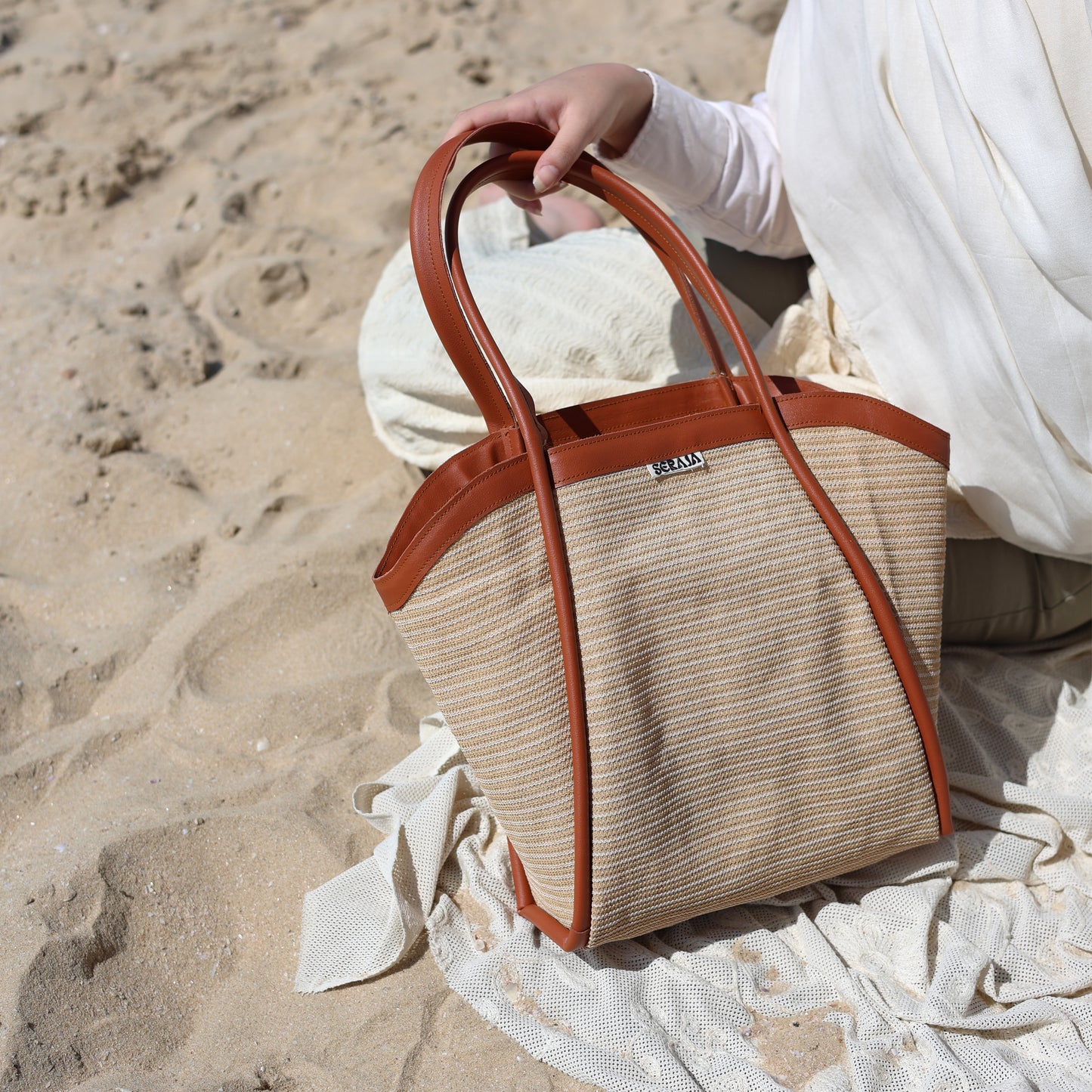 beige beach bag